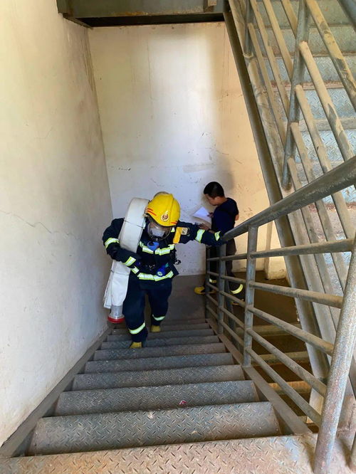 房山區(qū)消防救援支隊組織開展安全員與緊急小組專項培訓(xùn)